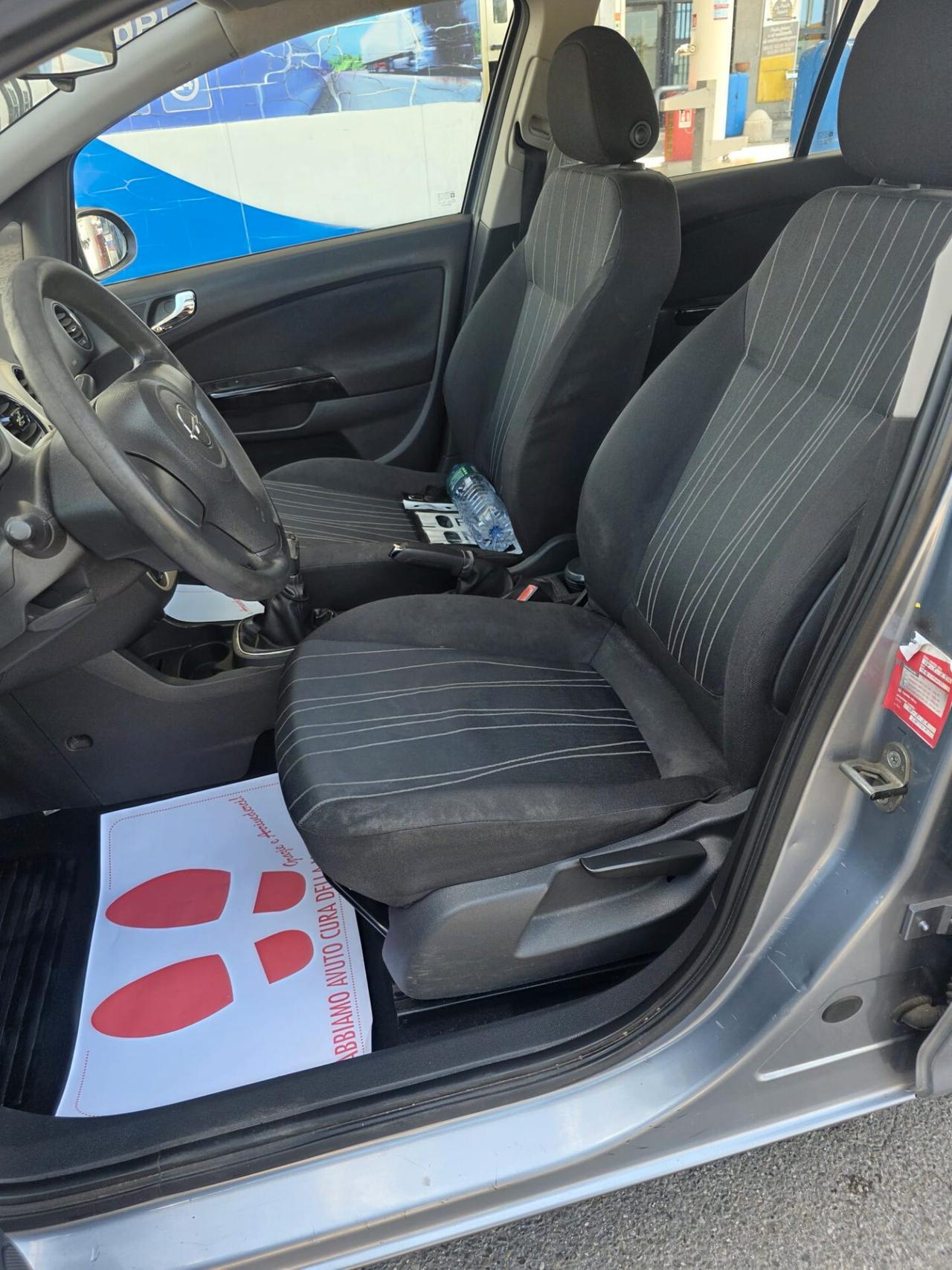 Opel Corsa 1.2 5 porte GPL