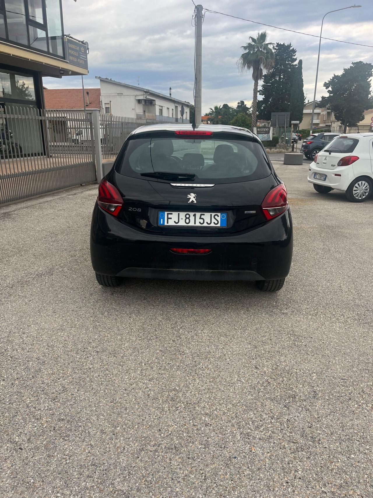 Peugeot 208 PureTech 82 3 porte Active