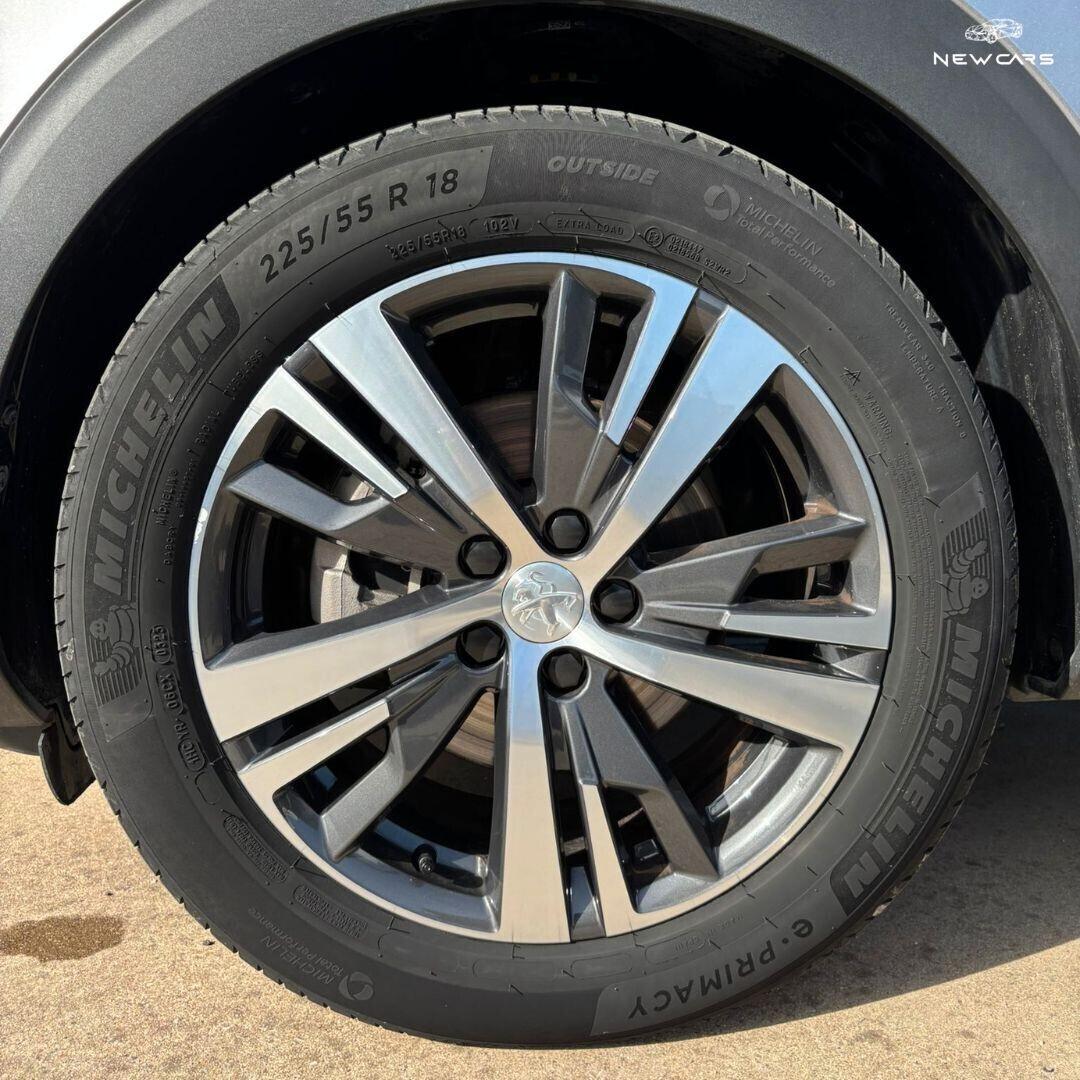 Peugeot 3008 BlueHDi 130 S&S EAT8 Allure