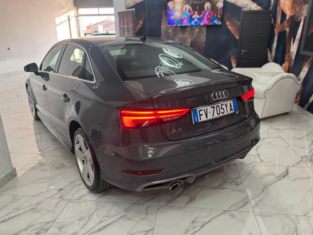 Audi A3 Sedan 30 TDI S tronic Sport