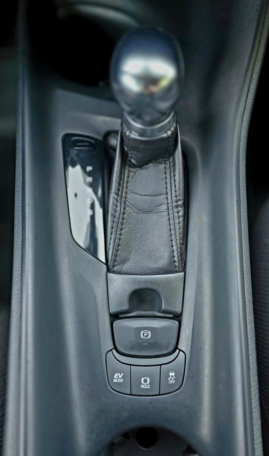 Toyota C-HR 1.8 Hybrid E-CVT Active