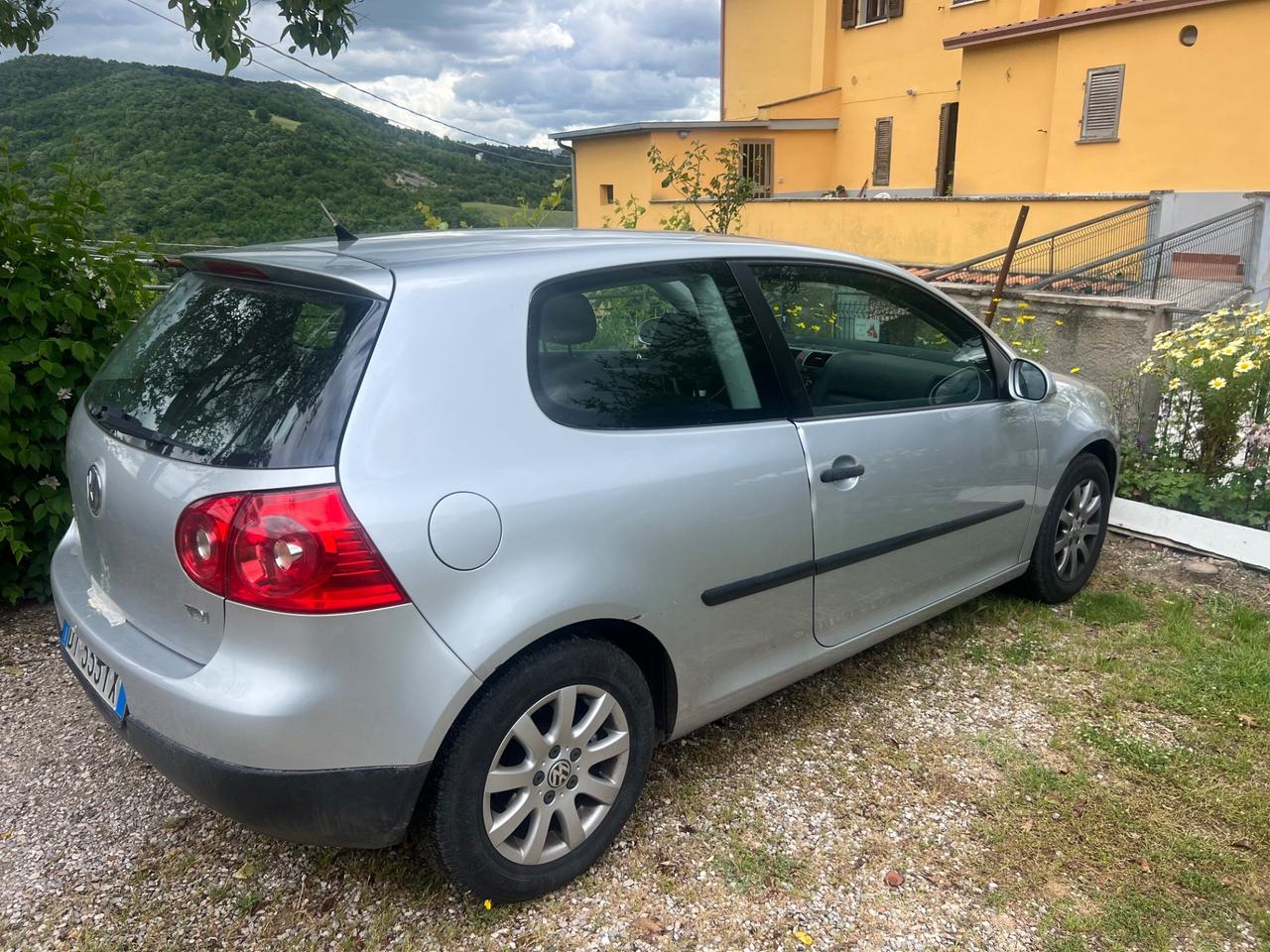Volkswagen Golf 2.0 TDI 110CV DPF 3p. Trendline