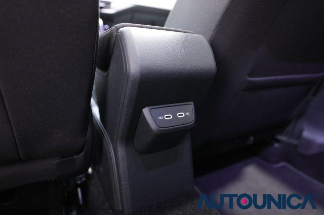 VOLKSWAGEN Taigo 1.0 TSI 115 CV R-LINE FARI LED TETTO PANORAMA