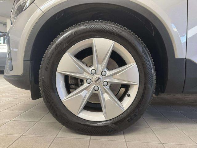VOLVO XC40 B3 CORE AUTOMATICA