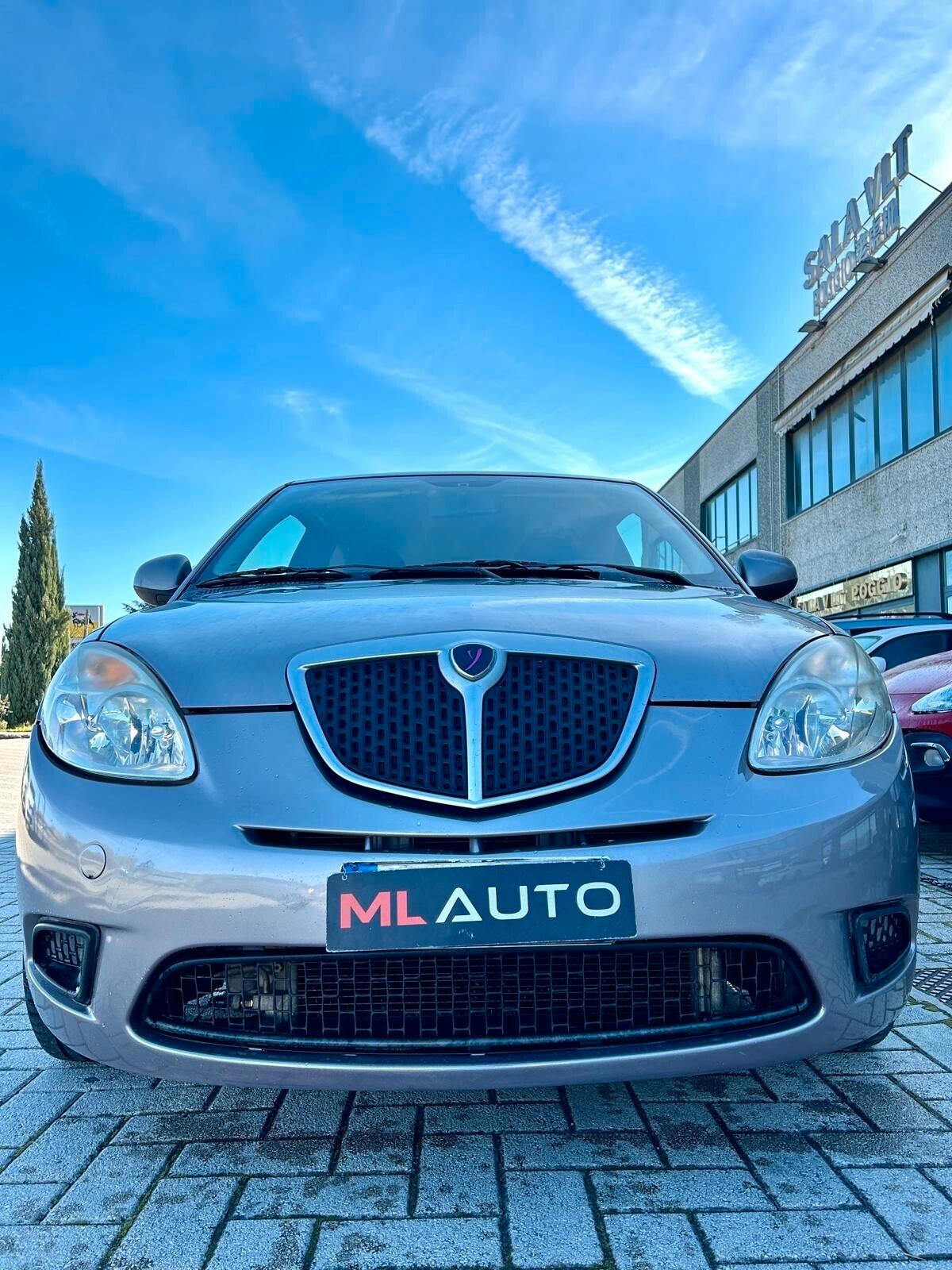 Lancia Ypsilon 1.2 69 CV Unyca - OK NEOPATENTATO