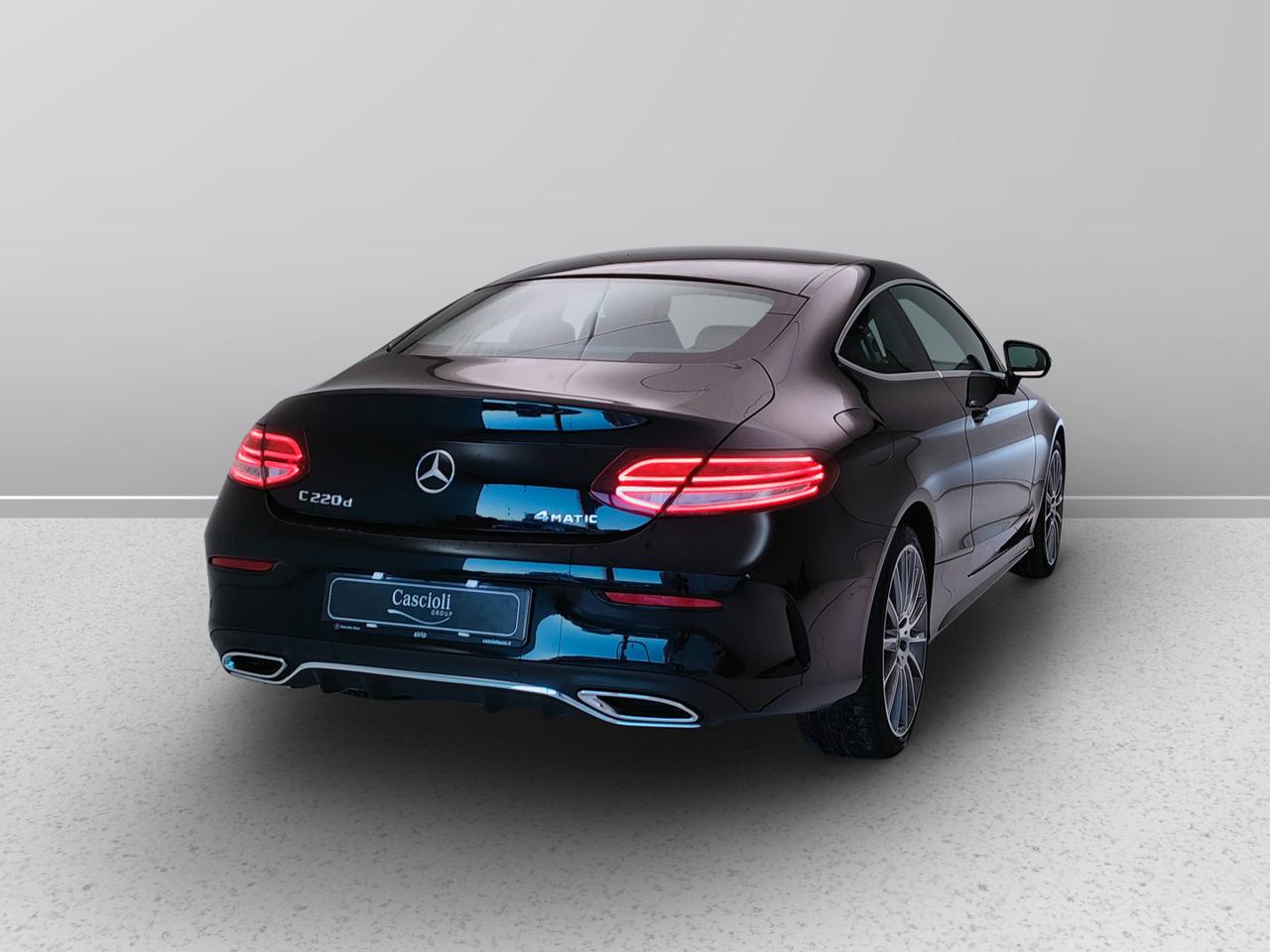 Mercedes-Benz Classe C-C205 2018 Coupe - C Coupe 220 d Premium 4matic auto