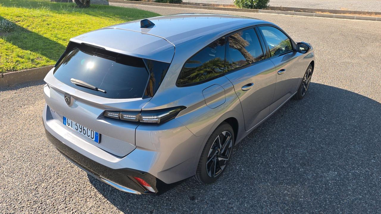 Peugeot 308 PureTech Turbo 130 S&S SW Allure
