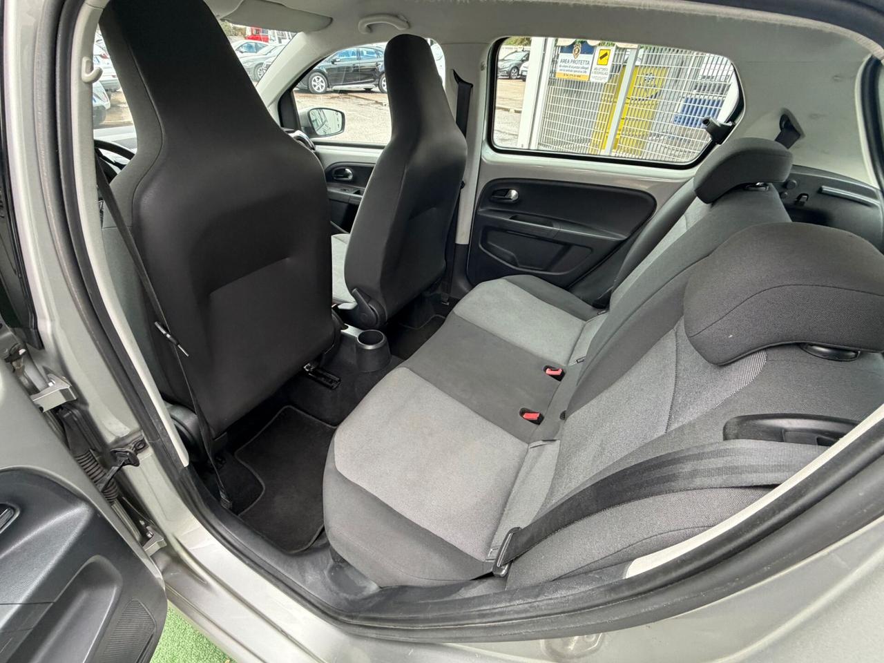 Volkswagen up! 1.0 5p. move