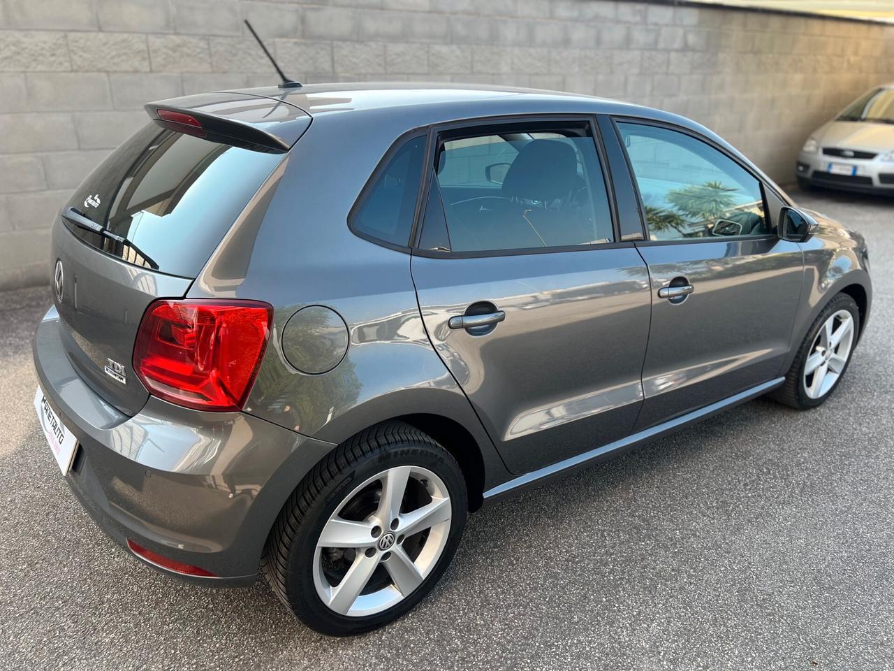 Volkswagen Polo 5p 1.4 tdi bm Comfortline 90cv PDC/TEL OK NEOPAT.