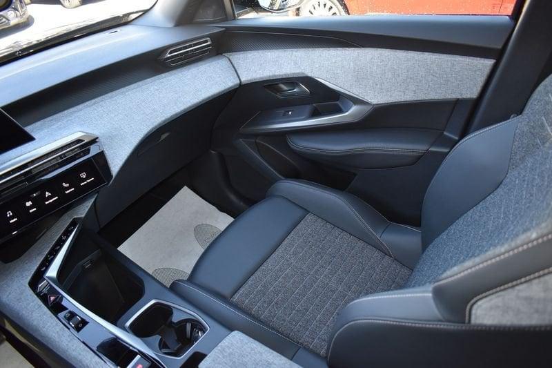 Peugeot 3008 3008 1.2 hybrid Allure 145cv e-dcs6