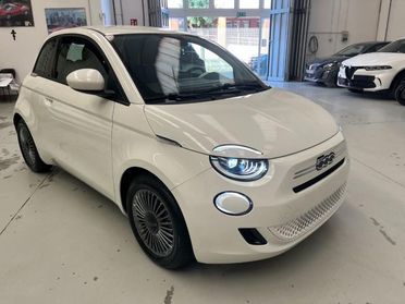 FIAT 500 Berlina Hybrid Torino 0 KM!