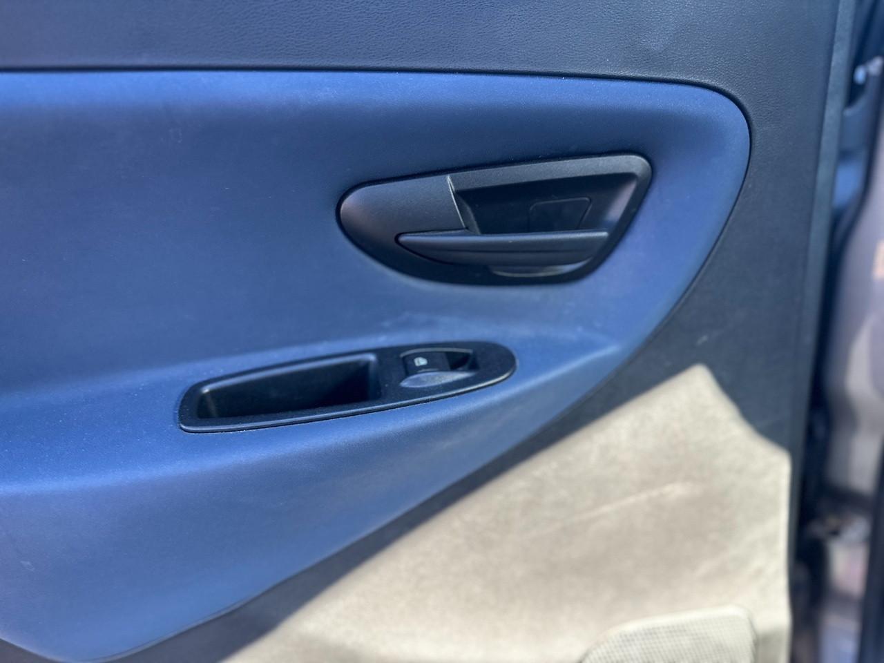 LANCIA Ypsilon III 2021 - Ypsilon 1.0 firefly hybrid Platino s&s 70cv