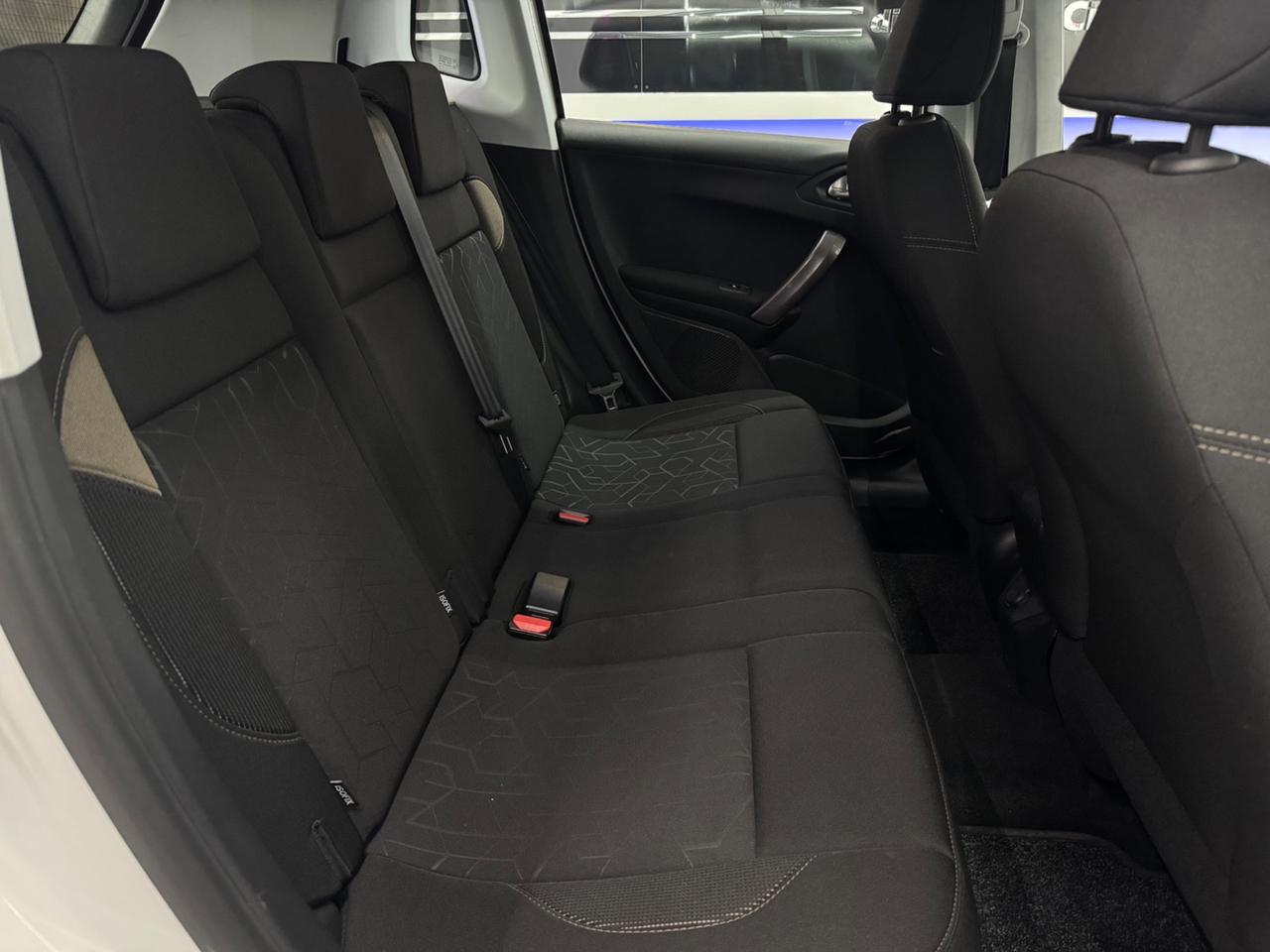 Peugeot 2008 PureTech 82 Allure