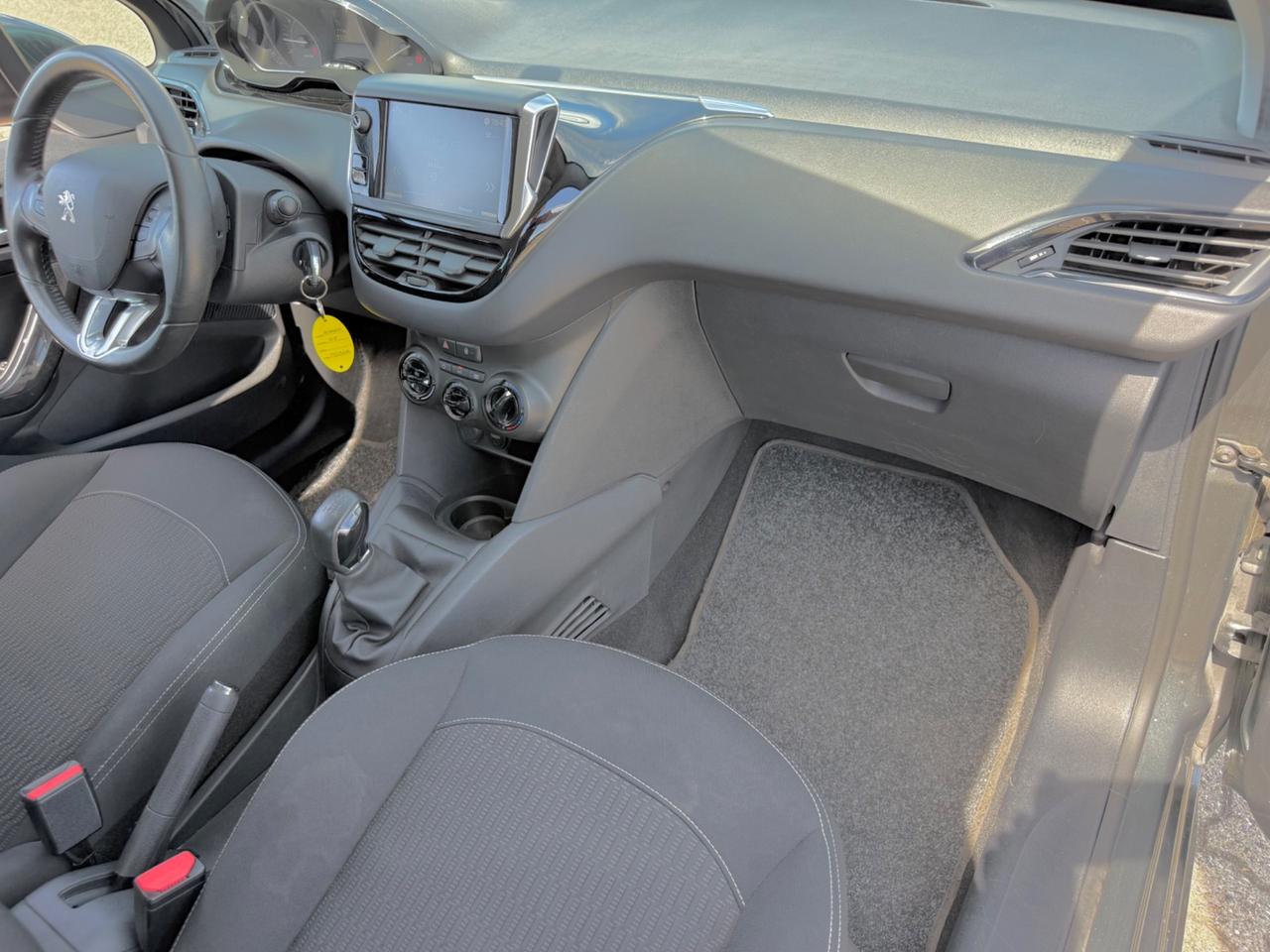Peugeot 208 PureTech 82 5Porte*Cerchi*Led*Apps Connect