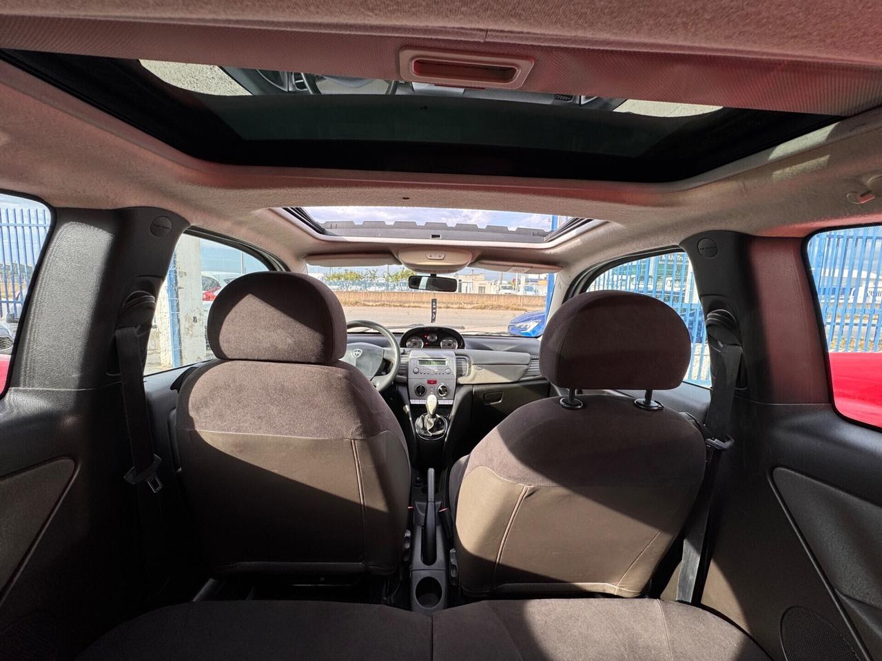 Lancia Ypsilon 1.3 MJT “TETTO APRIBILE”