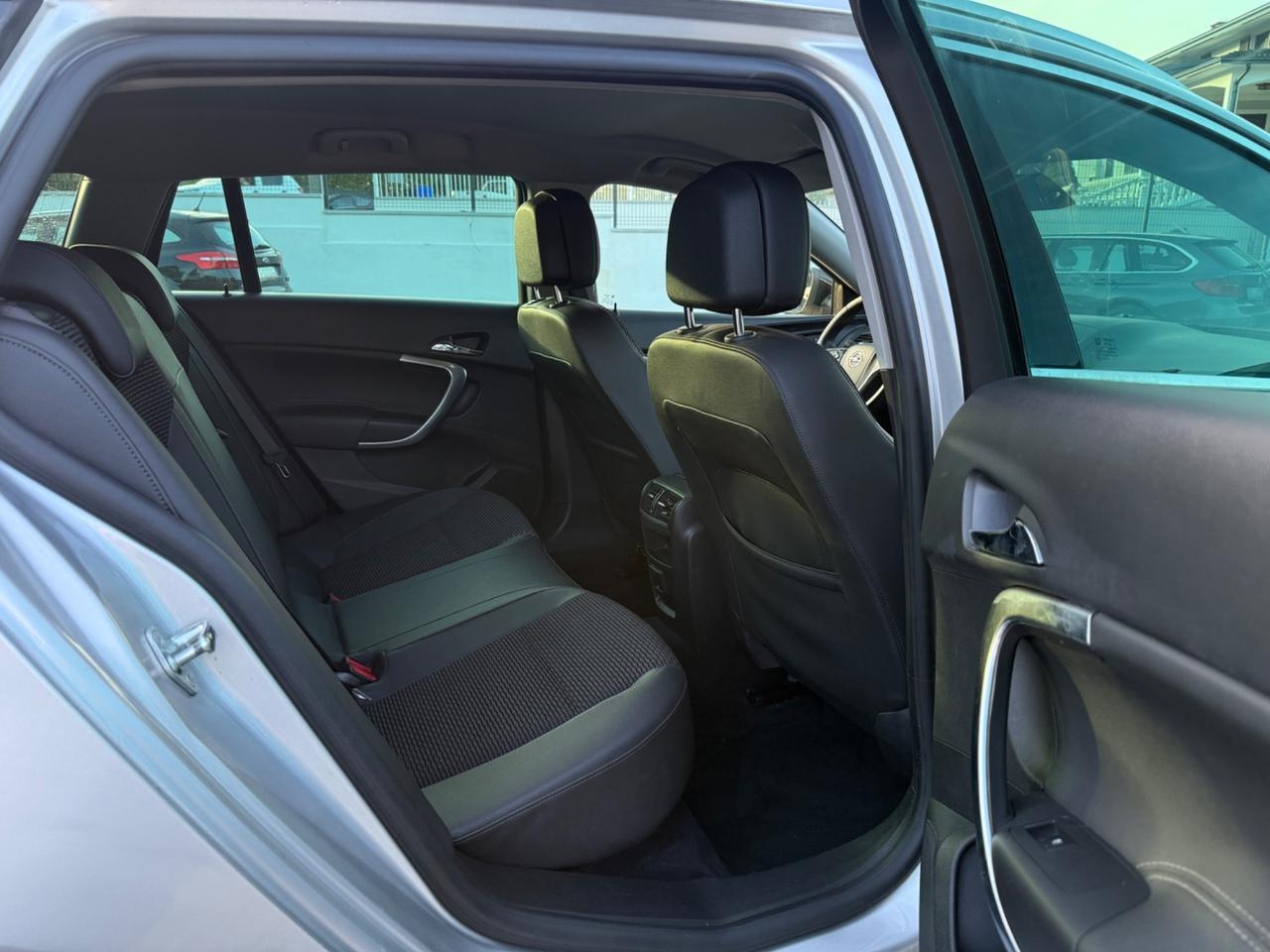 Opel Insignia 2.0 CDTI Sports Tourer Cosmo