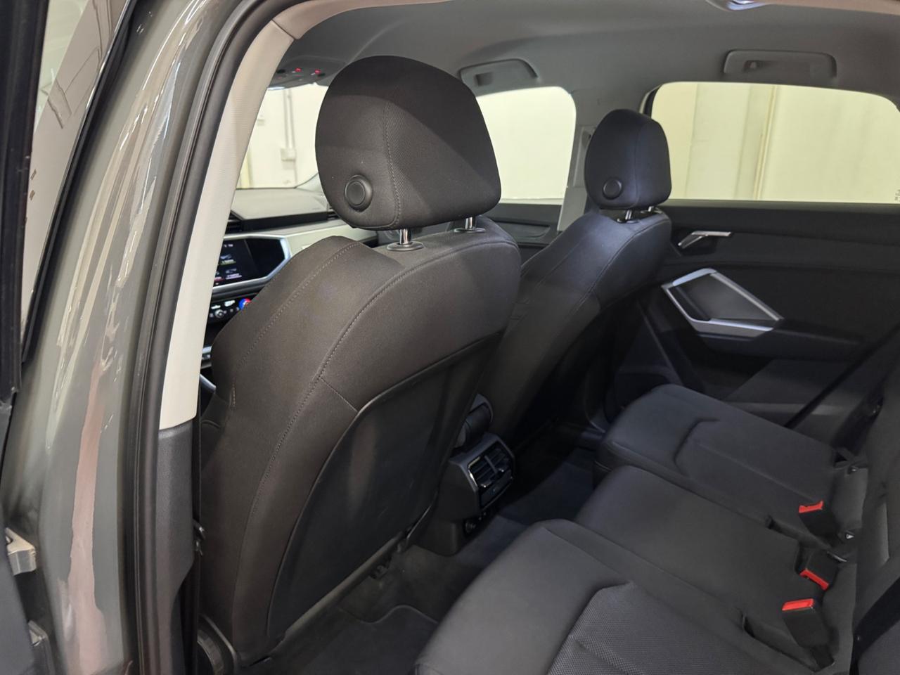 AUDI Q3 SPB 35 TDI S TRONIC IDENTITY BLACK