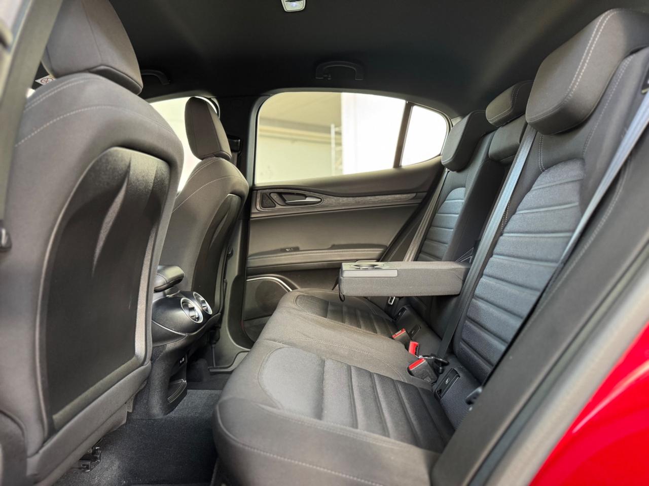 Alfa Romeo Stelvio 2.2 Turbodiesel 160 CV AT8 RWD Sprint