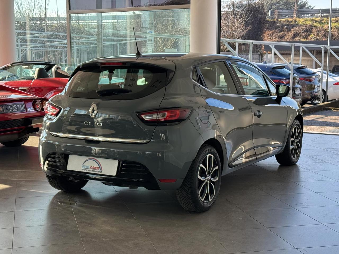 Renault Clio 5 Porte Clio 0.9 tce Moschino Intens Gpl 90cv