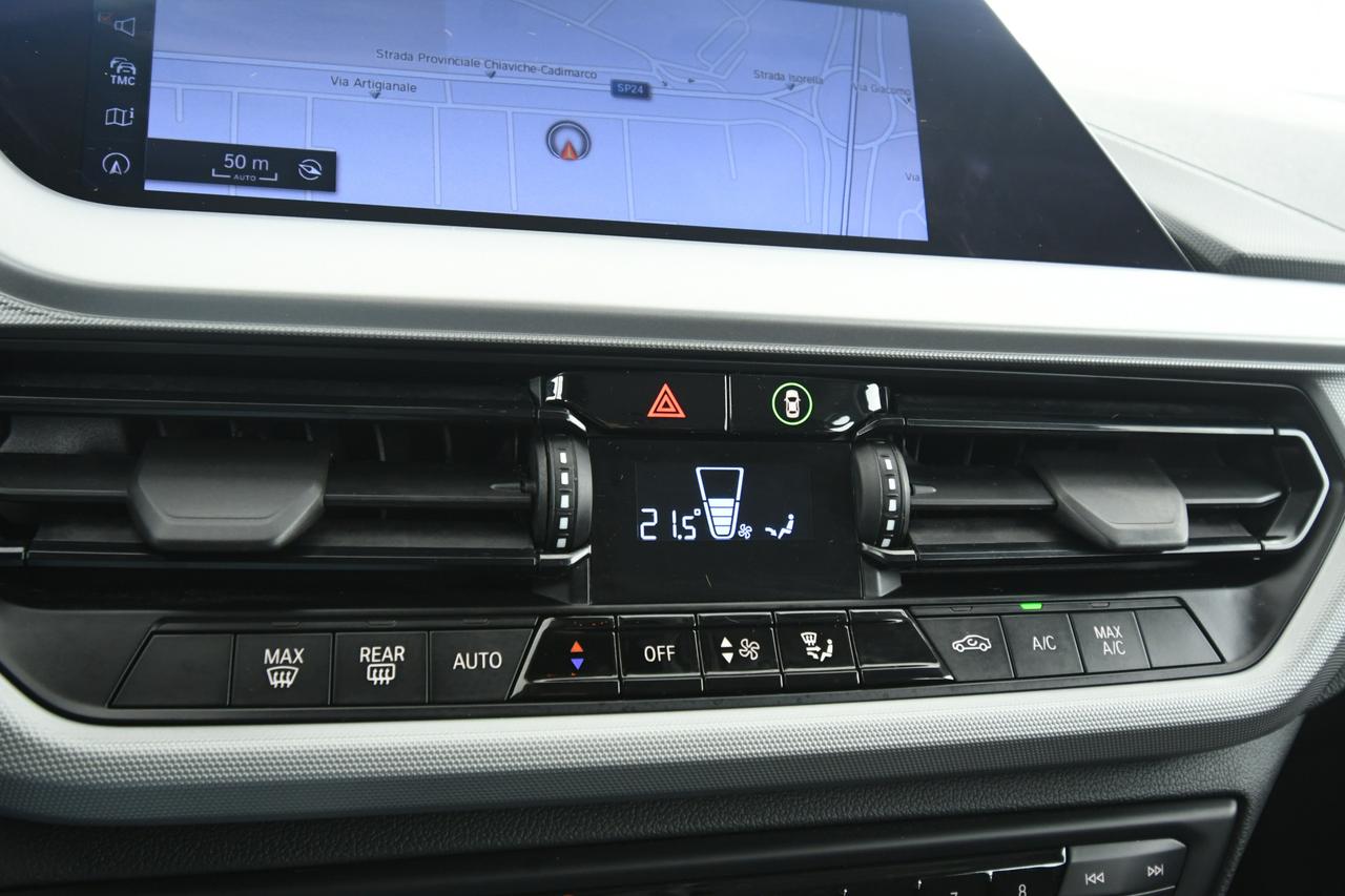 BMW 116d Business Advantage auto APPLE CARPLAY+NEOPATENTATI