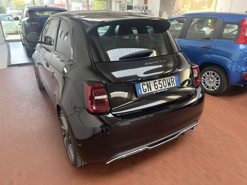 Abarth 500e TURISMO con FINANZIAMENTO