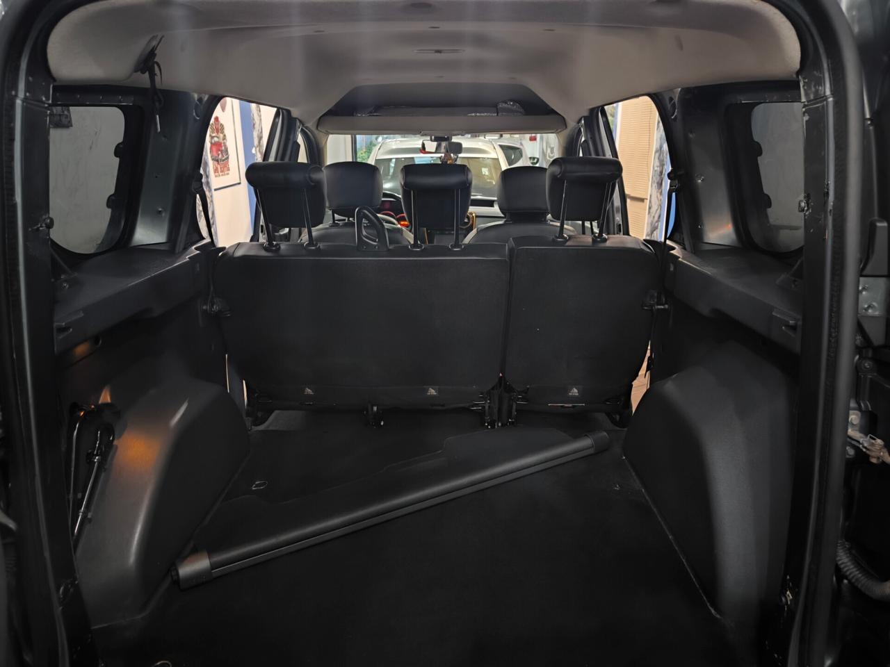 Dacia Dokker 1.5 dCi 8V 90CV Start&Stop Serie Speciale Brave