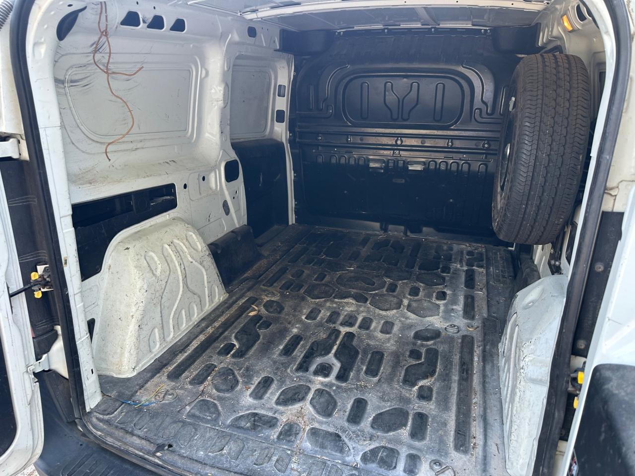 Fiat Doblo Maxi 3 Posti 1.4 Benzia Metano 2016