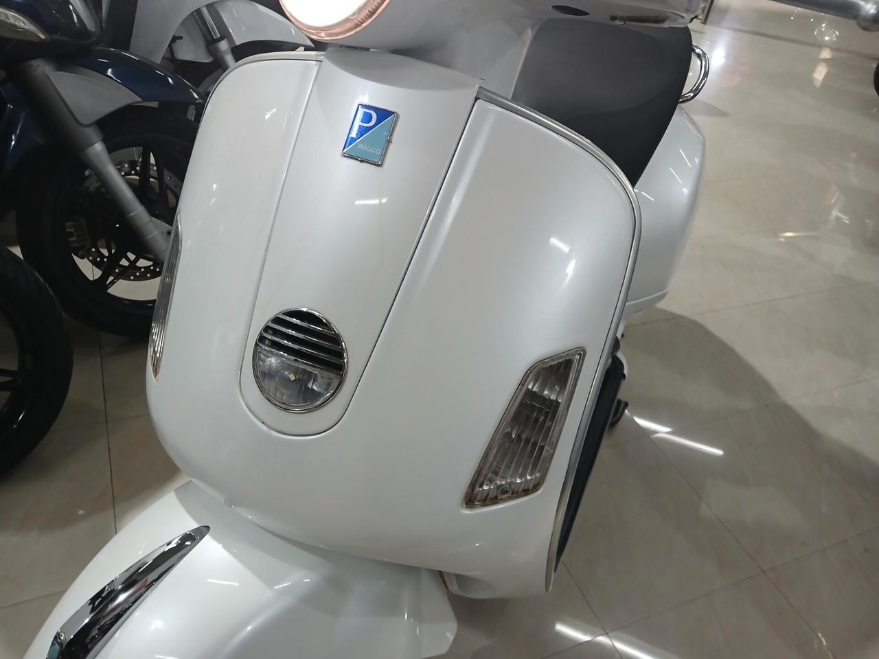 VESPA 250 GTS GARANTITA 12 MESI