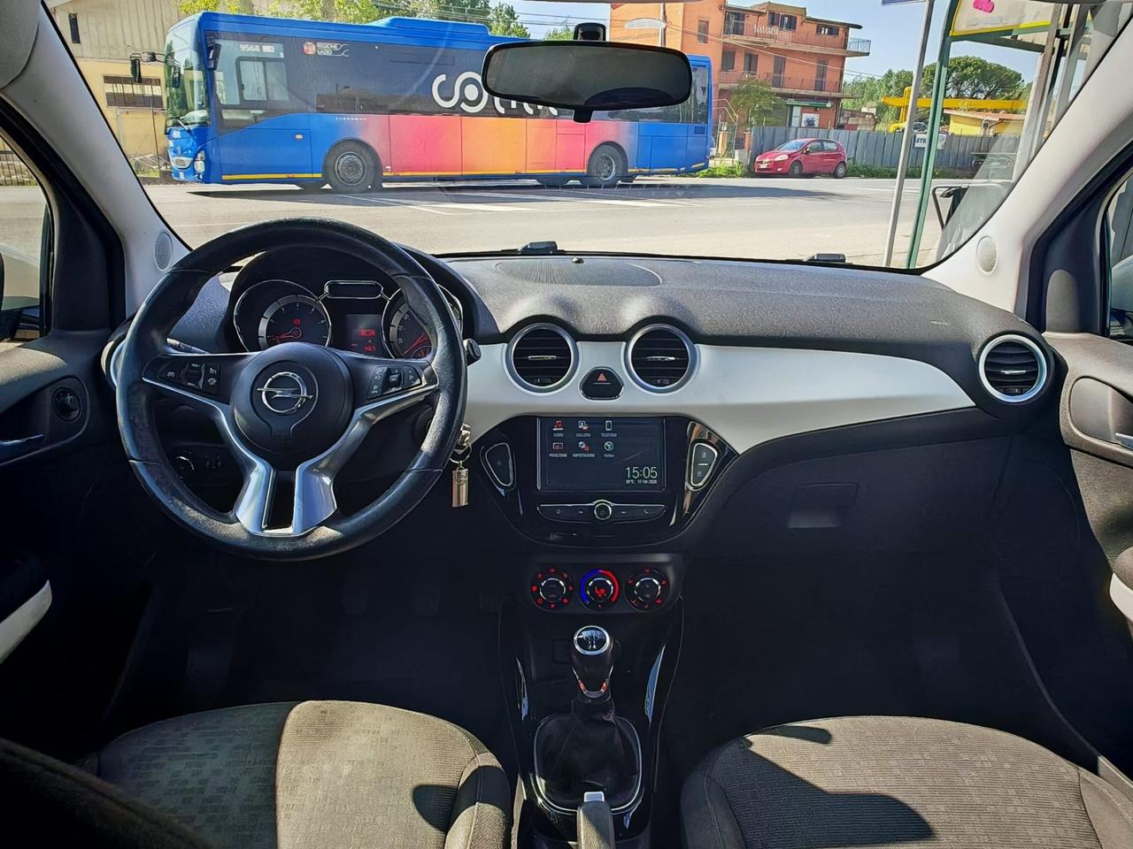 Opel Adam 1.2 70 CV Glam