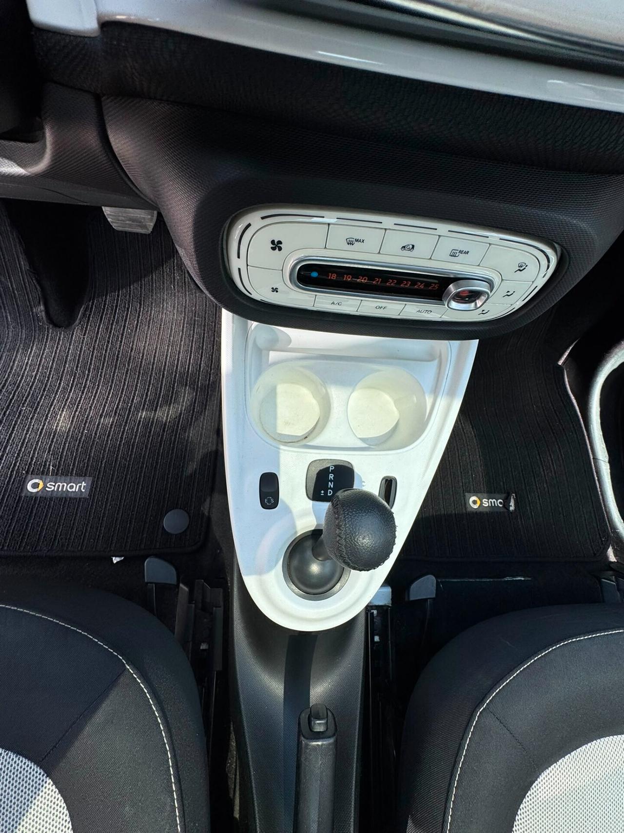 Smart ForTwo 1000 52 kW MHD coupé passion