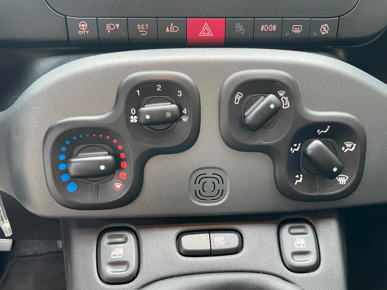 Fiat Panda 1.0 FireFly S&S Hybrid City Cross