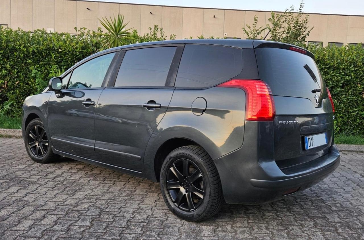 Peugeot 5008 1.6 HDi 110CV 7POSTI