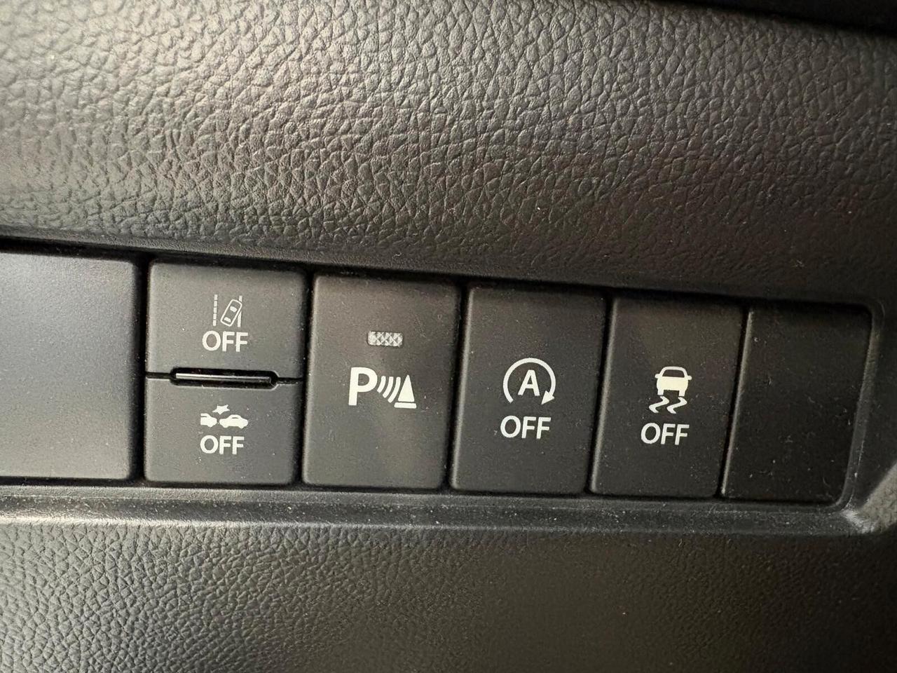 Suzuki Swift COOL 1.2 Hybrid 5p.
