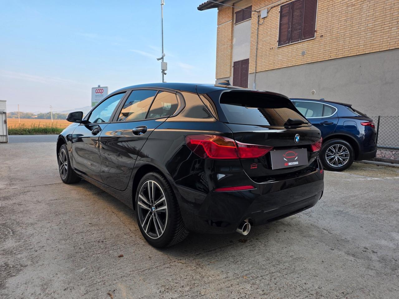 Bmw 118i F70 Serie 1 Berlina 5 porte 2020