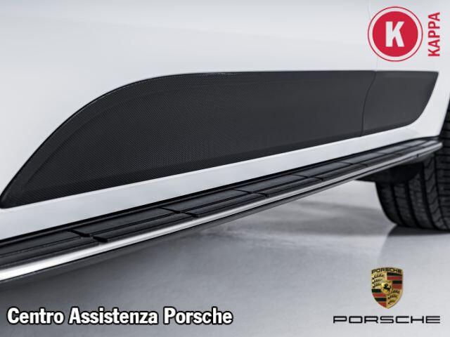 Porsche Macan 2.0 Sport Design