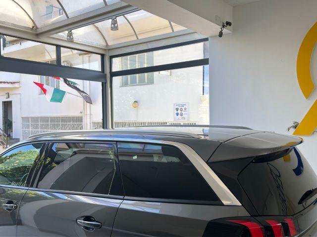 PEUGEOT 5008 BlueHDi 130 S&S EAT8 Allure Pack da?259,00 mensili