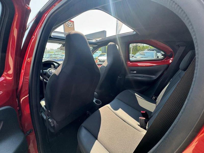 Toyota Aygo X 1.0B (72 CV) Lounge Air