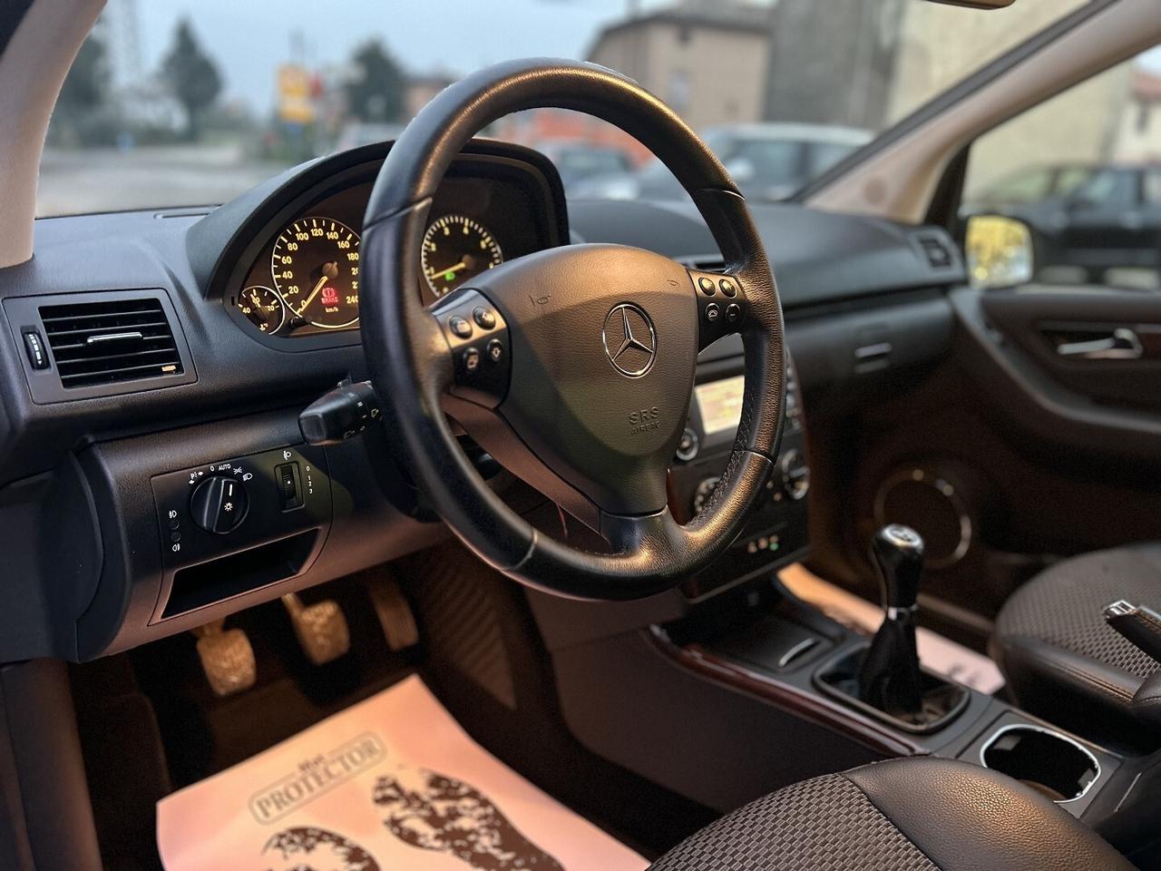 MERCEDES CLASSE A 160 95CV UNICO PROPRIETARIO