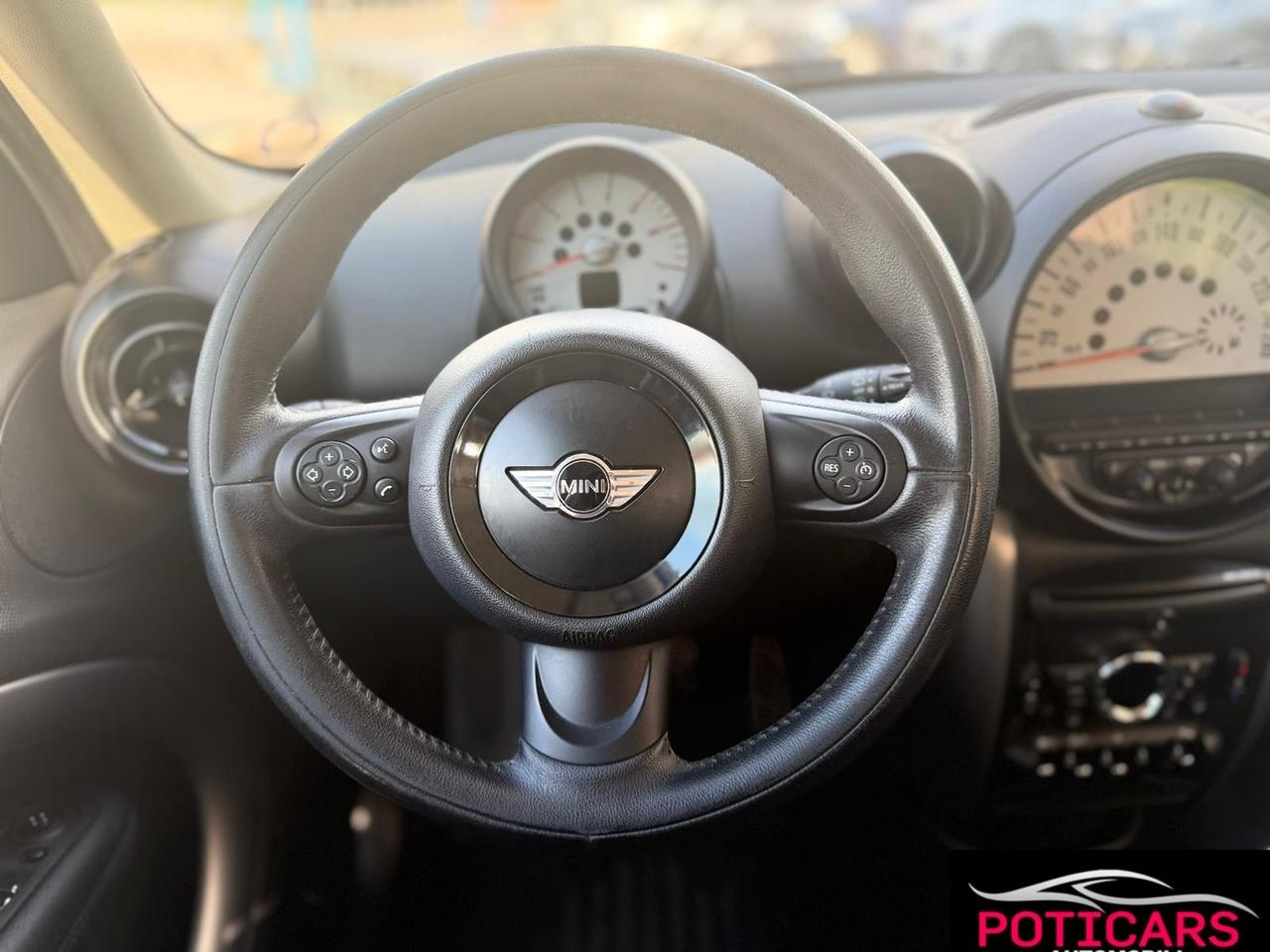 Mini Countryman 1.6 One D 90 CAVALLI