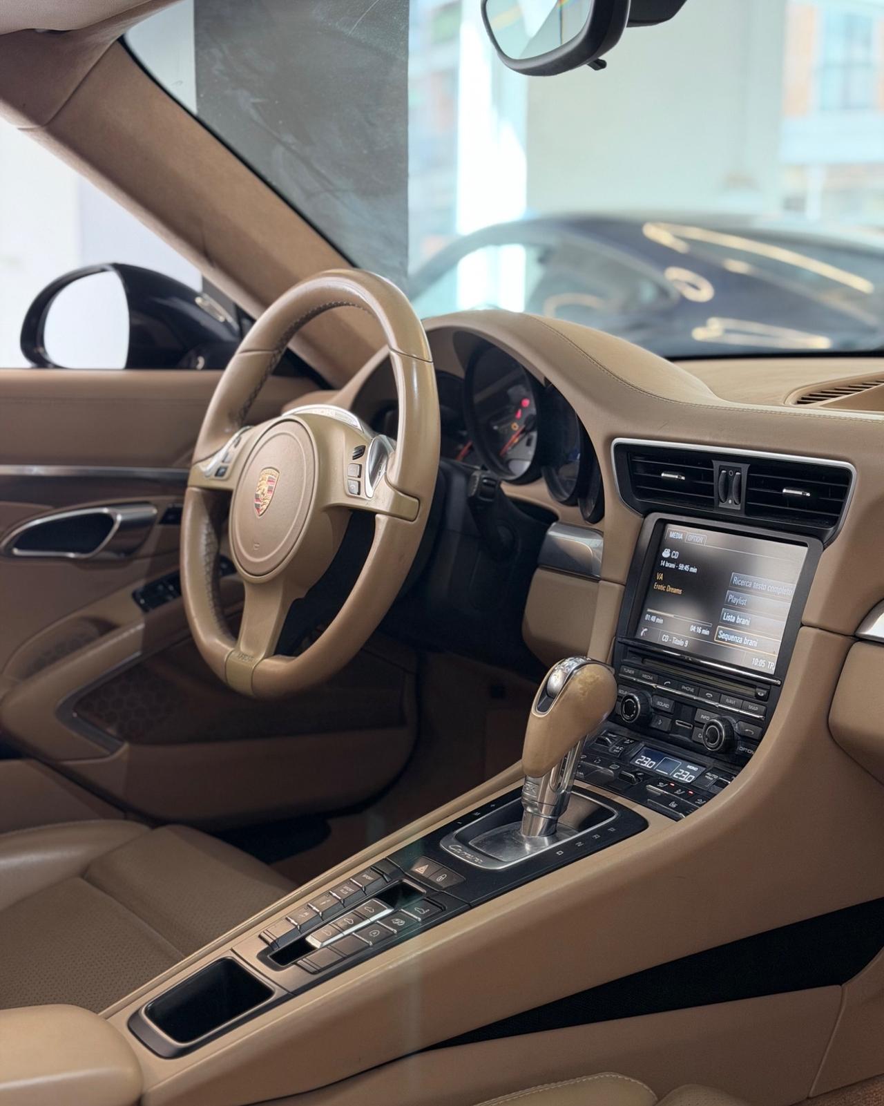 Porsche 911 3.8 Carrera 4S Coupé