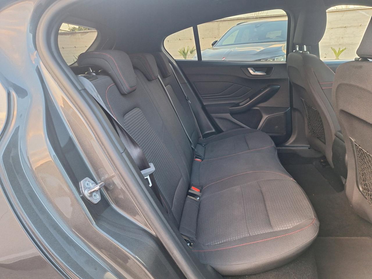 Ford Focus 1.5 DIESEL 120CV ST-Line NAV+RETROCAM. 2021