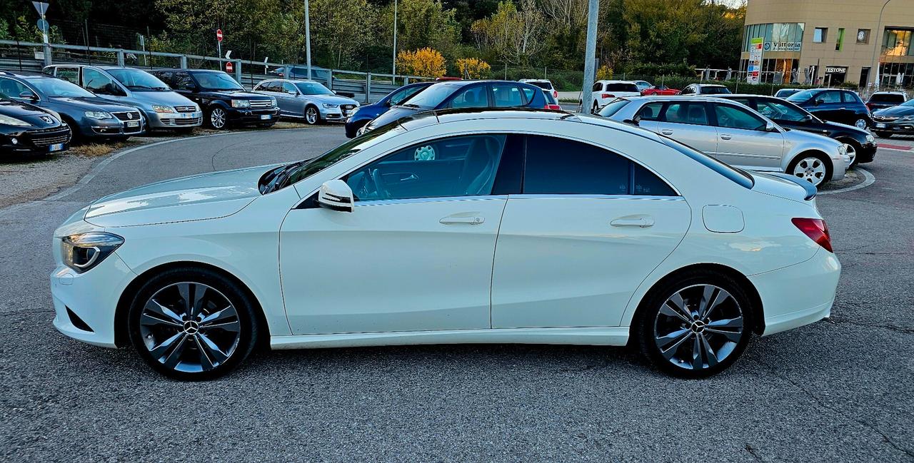 Mercedes-benz CLA 180 d Premium