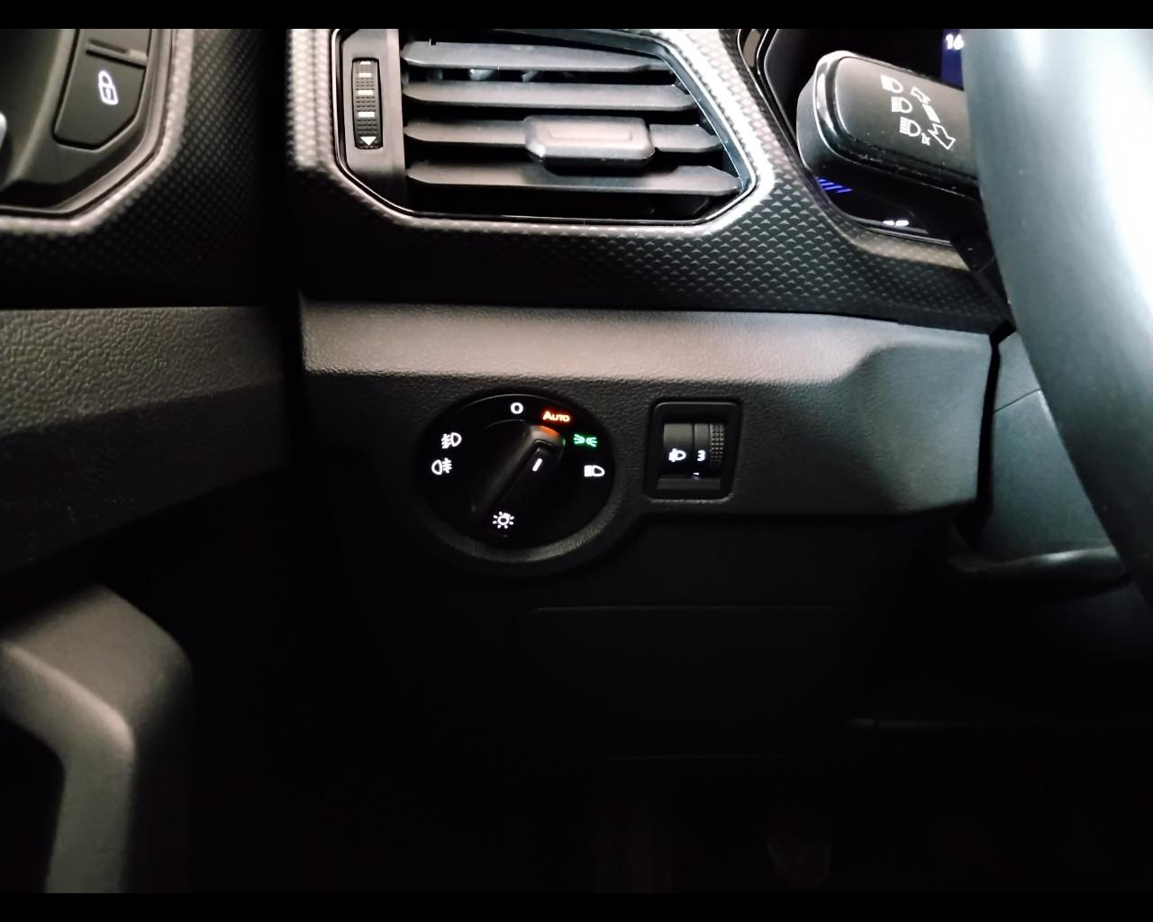 VOLKSWAGEN T-Cross 2019 - T-Cross 1.0 tsi Sport 95cv