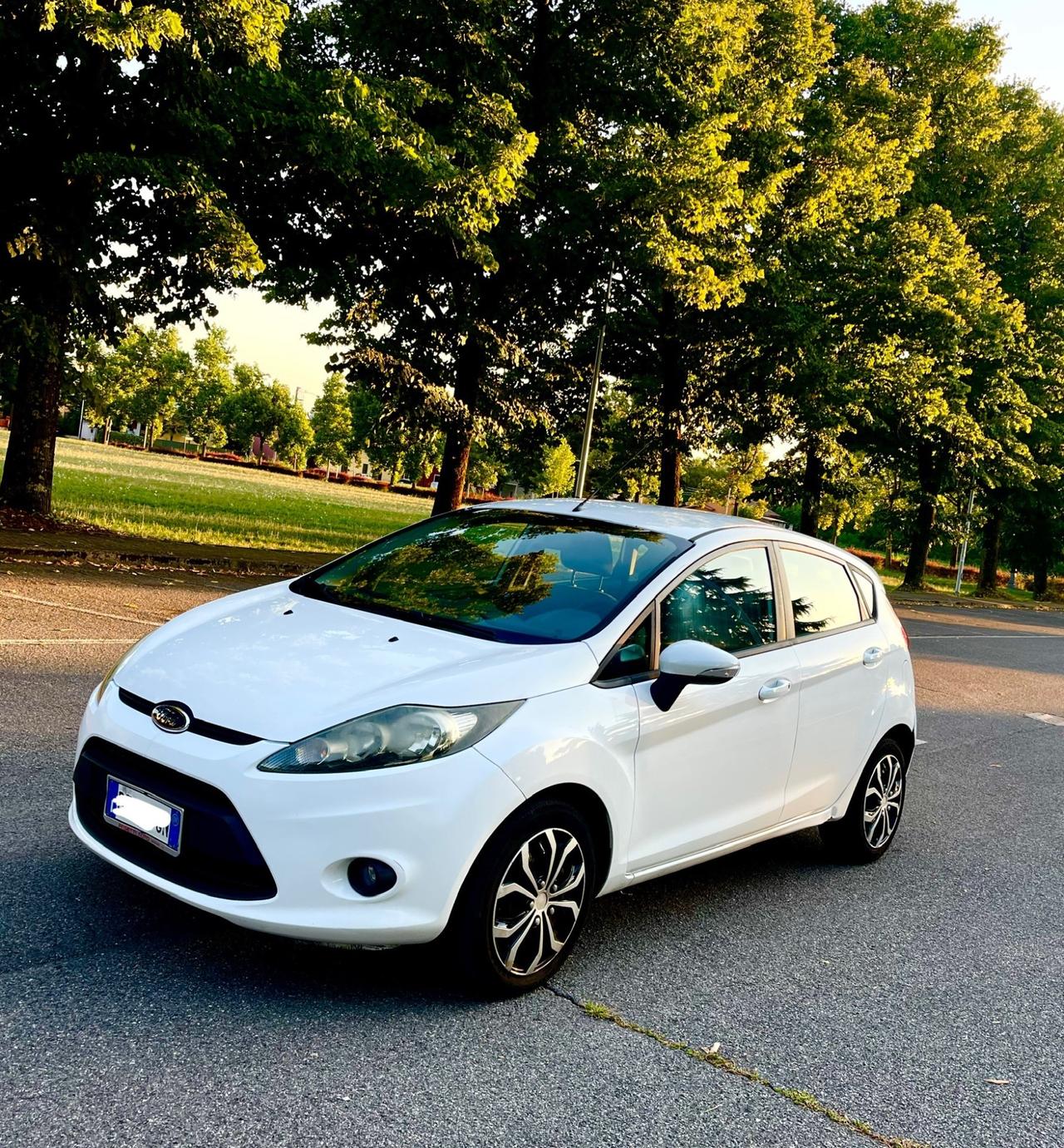Ford Fiesta 1.4 TDCi 5p. Ghia