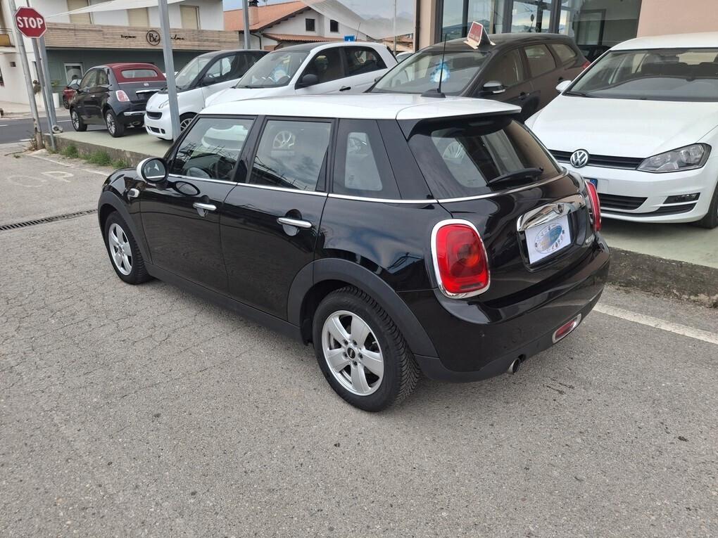 Mini Cooper D 5 porte - 2015