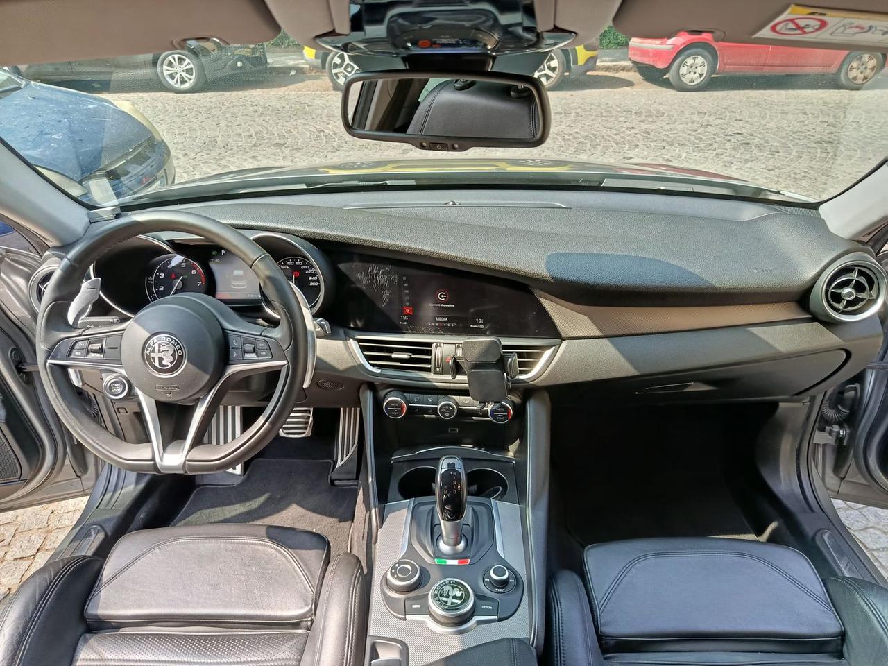 Alfa Romeo Giulia Veloce 2.0 Turbo #10509