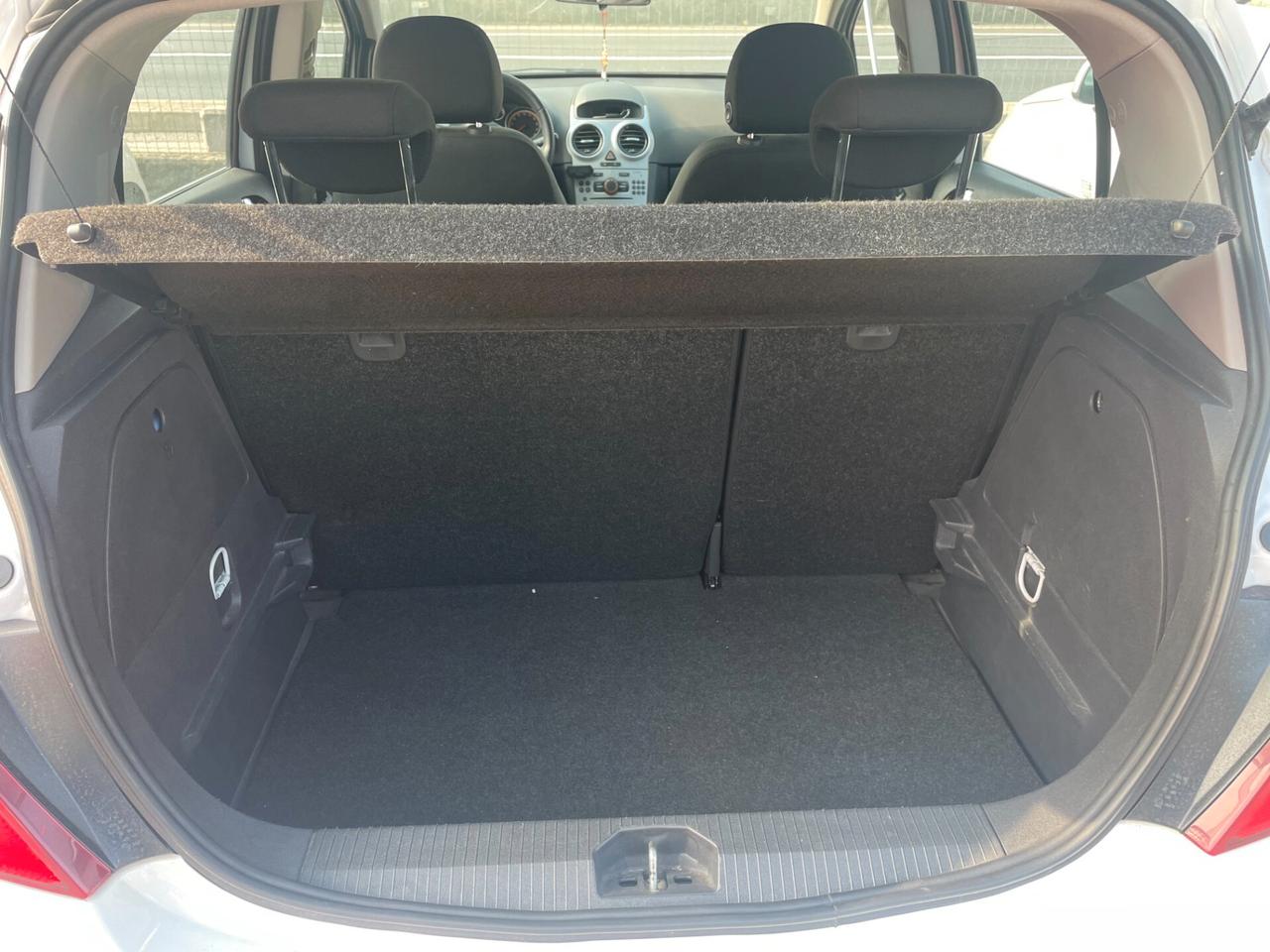 Opel Corsa 1.2 85CV 5 porte GPL