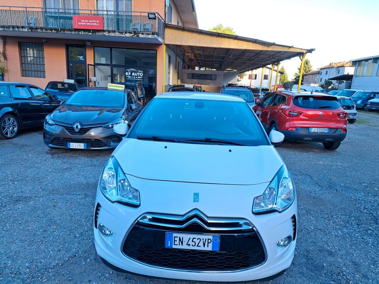 DS DS3 1.6 VTi 120 Just Black