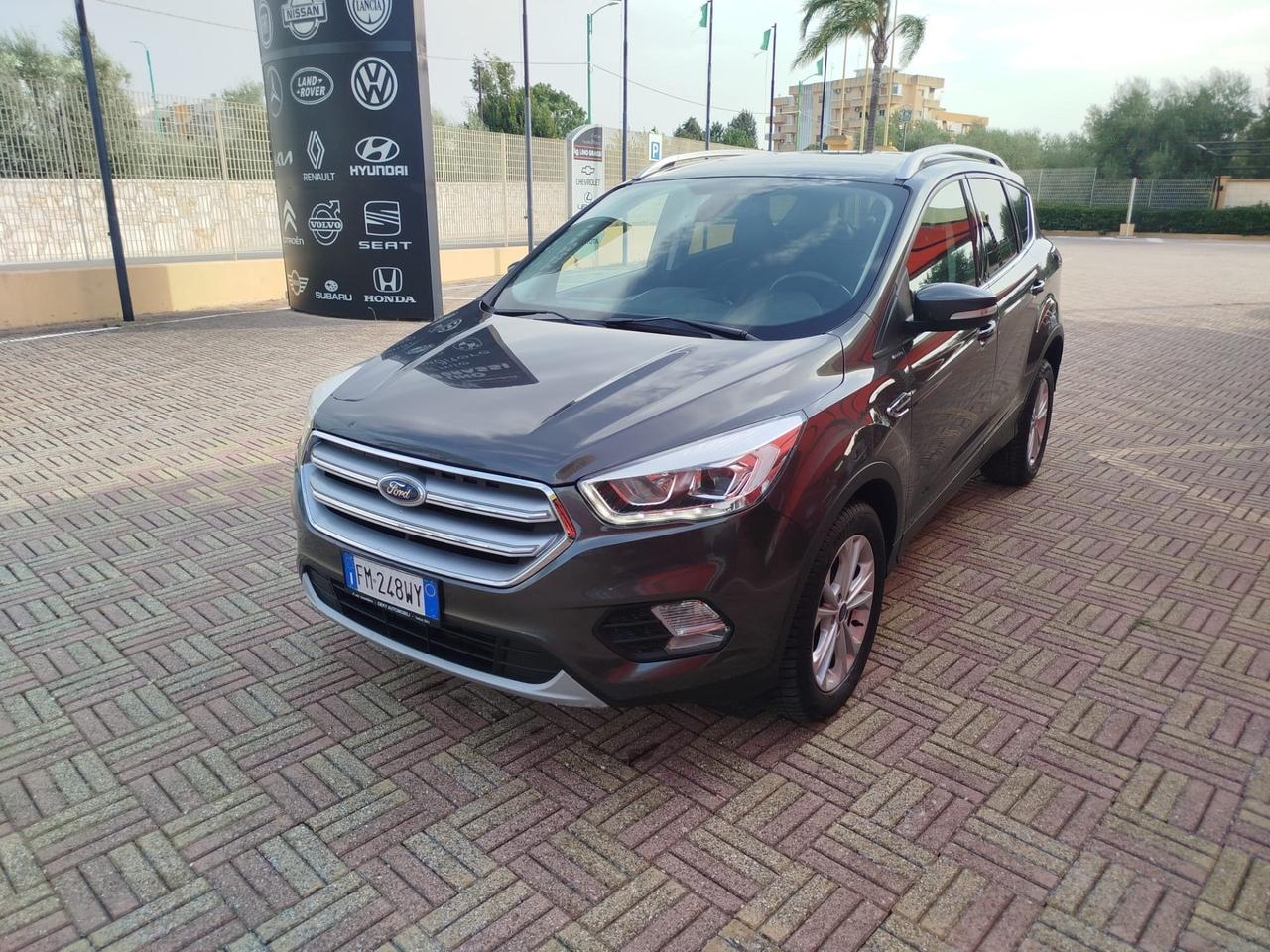 Ford Kuga 1.5 TDCI 120 CV S&S 2WD Powershift ST-Line