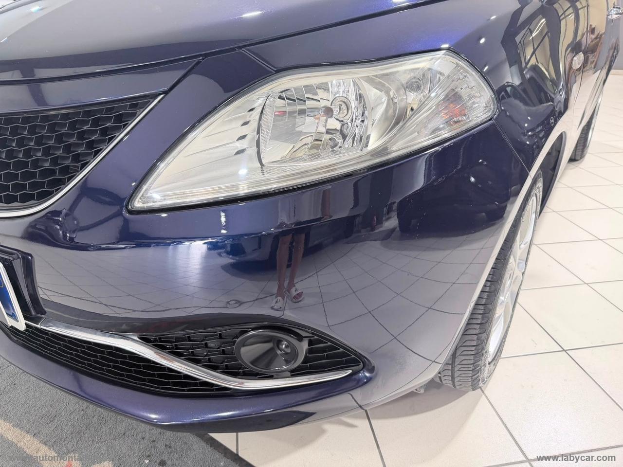 LANCIA Ypsilon 1.2 69 CV 5p. Gold